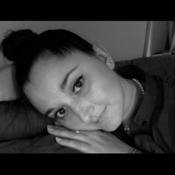 Meet your Posher, Alexandria - Picture 2 of 2